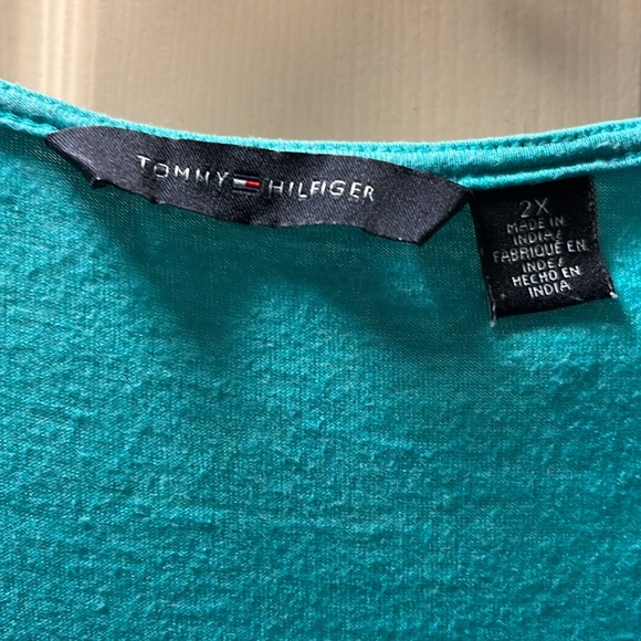 Tommy Hilfiger shades of blue top teal to periwinkle 60/40 cotton - Picture 2 of 6
